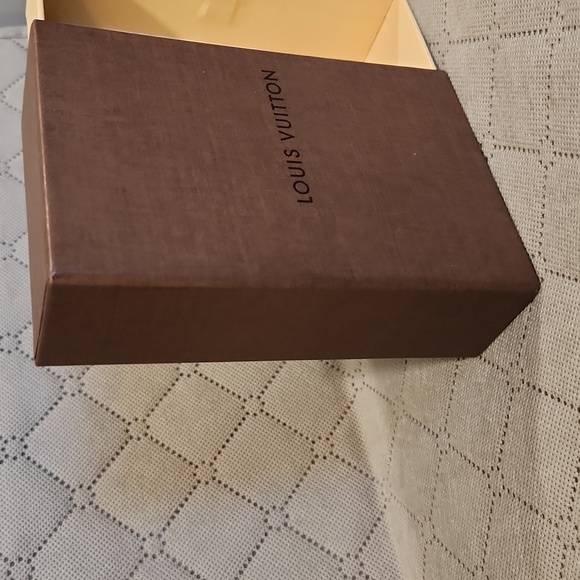 Louis Vuitton Key Box And Dust Bag - Picture 2 of 11